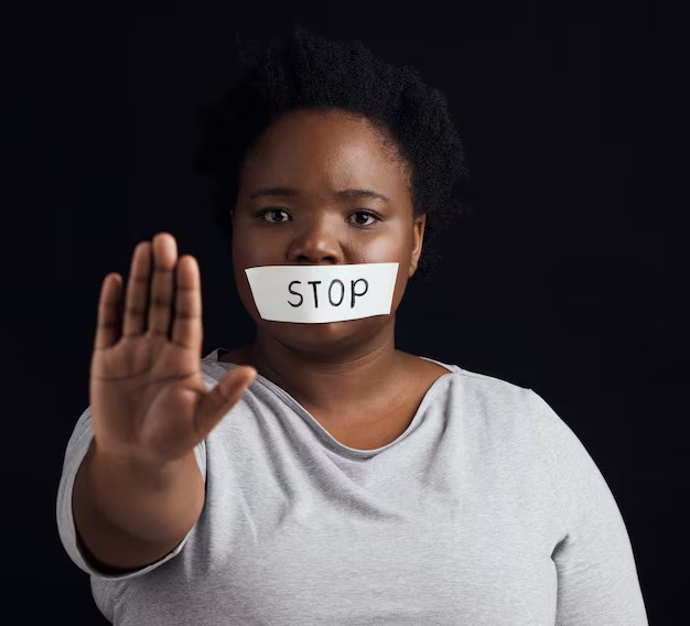 Stop au harcèlement : soutenons les victimes et les associations