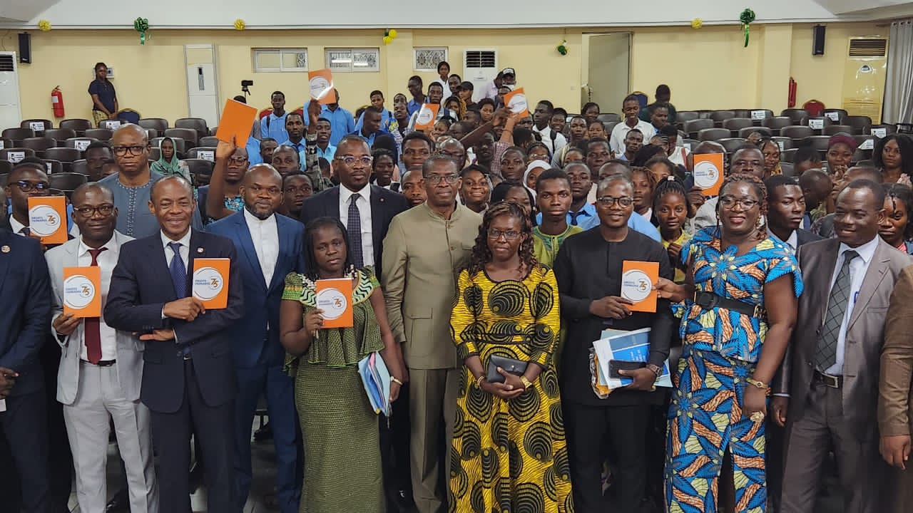 Honorons la promesse des droits humains : Réflexions lors de la conférence sur le 75e anniversaire de la DUDH à L'Université de Lomé