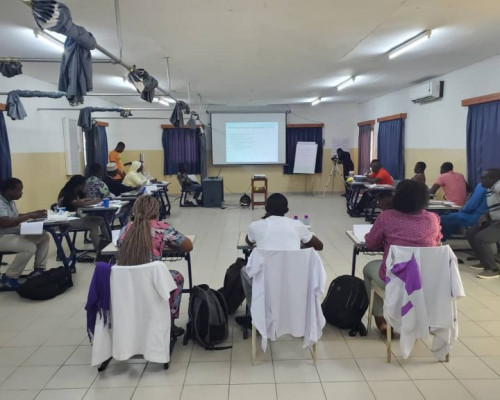 Togo : Pour une meilleure prise en charge de l’amputation trans-tibiale, le CICR forme les spécialistes