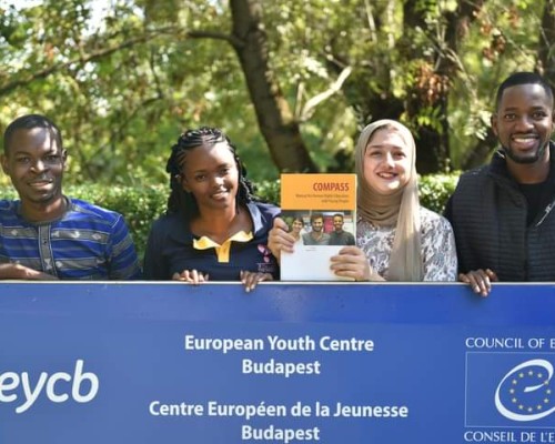 Un jeune togolais participe à la  formation des formateurs en éducation aux droits humains au Centre Européen de la Jeunesse de Budapest du Conseil de l’Europe