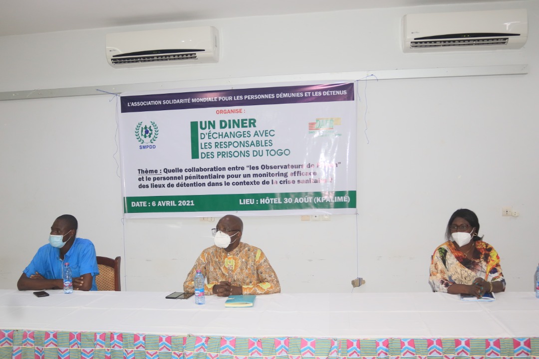 Respects des droits des détenus : La SMPDD et les responsables des prisons échangent autour d’un diner