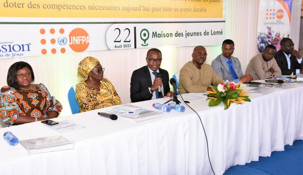 Célébration de la journée internationale de la jeunesse (JIJ) : former la jeunesse à un avenir durable